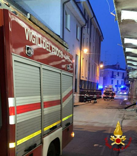 Crolla un'abitazione disabitata in pieno centro a Nizza Monferrato