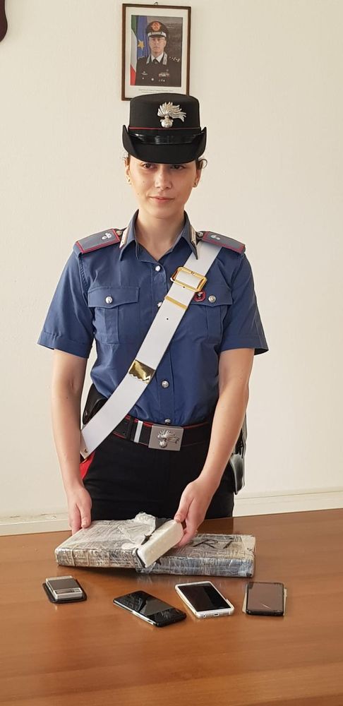 Asti, i carabinieri arrestano corrieri della droga dopo rocambolesco inseguimento