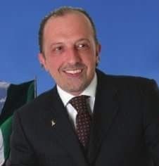 Caso cartelloni di Fratelli d'Italia, Ebarnabo: "I veri problemi sono altri" Caso cartelloni di Fratelli d'Italia, Ebarnabo: "I veri problemi sono altri"