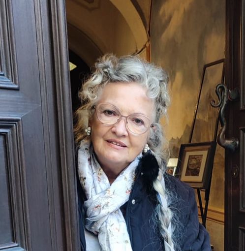 Doppio evento a Villanova d’Asti con la presentazione di un libro e una mostra di dipinti dedicata alle donne, in occasione della loro festa. Doppio evento a Villanova d’Asti con la presentazione di un libro e una mostra di dipinti dedicata alle donne, in occasione della loro festa.