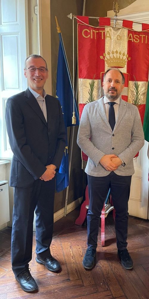 Nella foto, da sinistra, l'assessore all'Ambiente Renato Berzano e il sindaco di Asti Maurizio Rasero