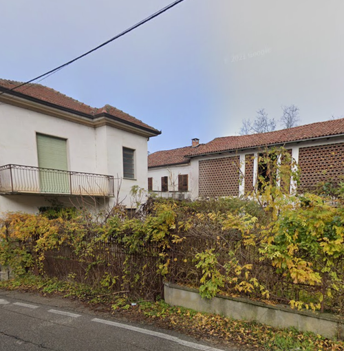 L'immagine della casa di Quarto, risalente a due anni fa L'immagine della casa di Quarto, risalente a due anni fa