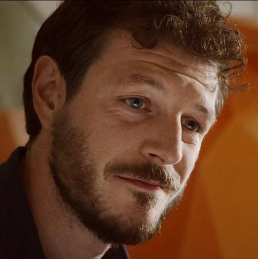 Il canellese Andrea Bosca sulla scena di Nudes Il canellese Andrea Bosca sulla scena di Nudes