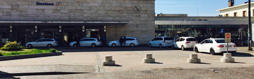 I taxi astigiani vanno in aiuto degli animali abbandonati I taxi astigiani vanno in aiuto degli animali abbandonati