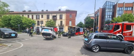 Incidente in corso Torino, due le auto coinvolte: una persona ferita e traffico in tilt