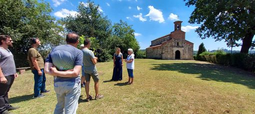 Un'immagine delle riprese effettuate nell'Astigiano Un'immagine delle riprese effettuate nell'Astigiano