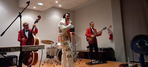 Alcune immagini del concerto svoltosi a Castello di Annone Alcune immagini del concerto svoltosi a Castello di Annone