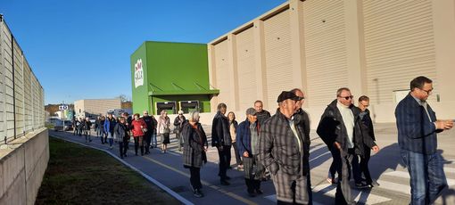 Il nuovo stabilimento Saclà di Castello di Annone apre le porte agli ex dipendenti Il nuovo stabilimento Saclà di Castello di Annone apre le porte agli ex dipendenti