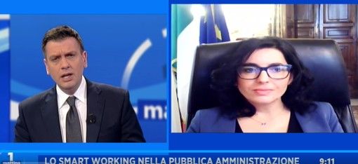 Fabiana Dadone (M5S): “All'indomani della pandemia dobbiamo rendere stabile lo smart working nella Pubblica Amministrazione” Fabiana Dadone (M5S): “All'indomani della pandemia dobbiamo rendere stabile lo smart working nella Pubblica Amministrazione”