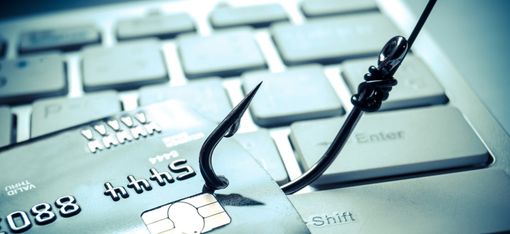 “Vai sui siti porno? Paga o i tuoi familiari lo sapranno”, ma è tutta una (web) truffa