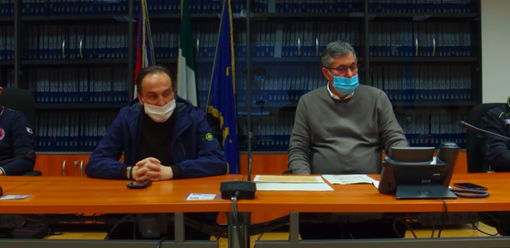 Coronavirus, i dubbi di Cirio sul Decreto: “Tante aziende ancora operative, è molto pericoloso” Coronavirus, i dubbi di Cirio sul Decreto: “Tante aziende ancora operative, è molto pericoloso”