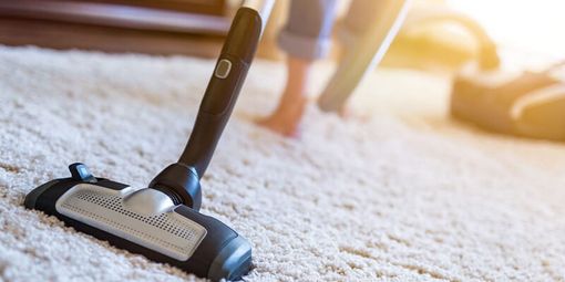 Quali sono i vantaggi dell’utilizzo di un battitappeto?