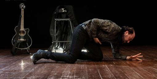 Un'immagine di scena tratta da "Shakespearology" Un'immagine di scena tratta da "Shakespearology"
