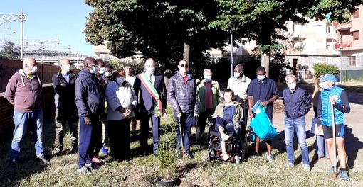 Un melograno, piantato nei giardini di via Omedè, ricorderà i senegalesi morti nel tentativo di raggiungere l’Italia