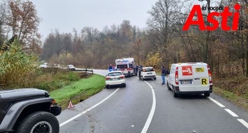 Strada chiusa per incidente stradale in frazione Revignano Strada chiusa per incidente stradale in frazione Revignano