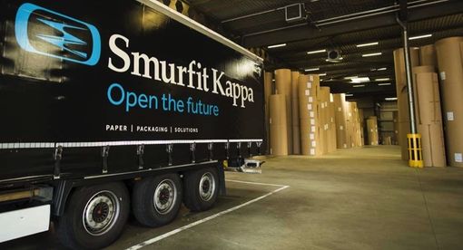 Un camion della Smurfit Kappa Group plc