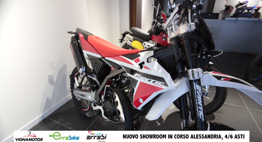 Errebi, porte aperte alla nuova concessionaria Errebike: le novità del brand Fantic (VIDEO) Errebi, porte aperte alla nuova concessionaria Errebike: le novità del brand Fantic (VIDEO)