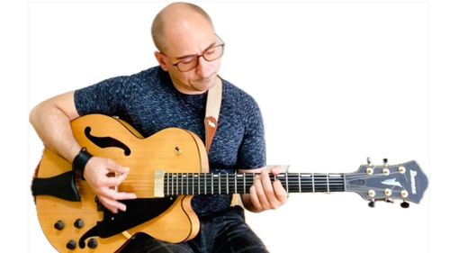 Un disco e un progetto teatrale per l'astigiano Federico De Martino. &quot;Uno spettacolo di danza e musica per parlare delle morti sul lavoro&quot;