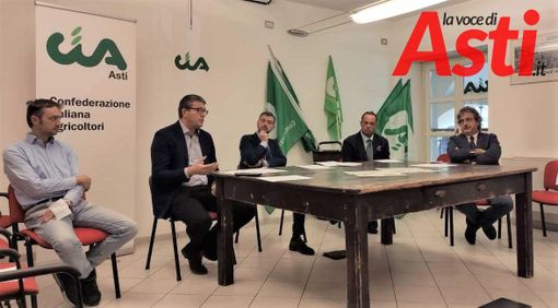 Nella foto, da sinistra: Marco Capra dell'azienda agricola "L'isola della carne", il presidente Durando, Biagio Carillo, il presidente regionale Gabriele Carenini e il direttore Pippione Nella foto, da sinistra: Marco Capra dell'azienda agricola "L'isola della carne", il presidente Durando, Biagio Carillo, il presidente regionale Gabriele Carenini e il direttore Pippione