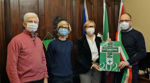 Sindaco Rasero con rappresentanti della Croce Verde di Asti