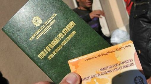 Aveva chiesto protezione umanitaria alla questura di Asti nel 2021. Arrestato a Milano per duplice omicidio