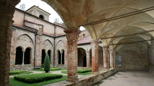 A Pasquetta si visita l'Abbazia di Vezzolano