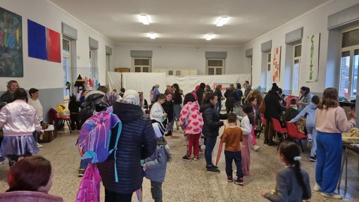 Bel pomeriggio di giochi e dialogo intergenerazionale a San Domenico Savio Bel pomeriggio di giochi e dialogo intergenerazionale a San Domenico Savio