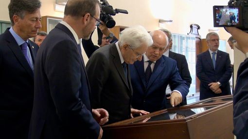 Sergio Mattarella visita la mostra