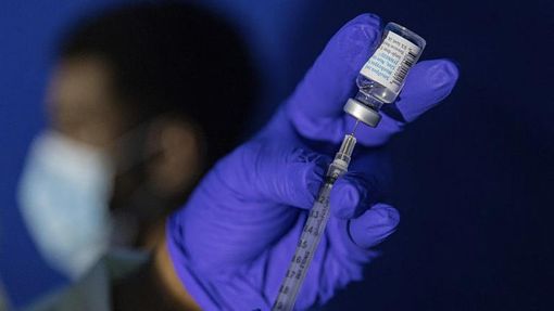 Vaiolo delle scimmie, per la Regione gay, trans e bisex a maggior rischio infezione. Ma si trattava di una circolare del 2022 Vaiolo delle scimmie, per la Regione gay, trans e bisex a maggior rischio infezione. Ma si trattava di una circolare del 2022