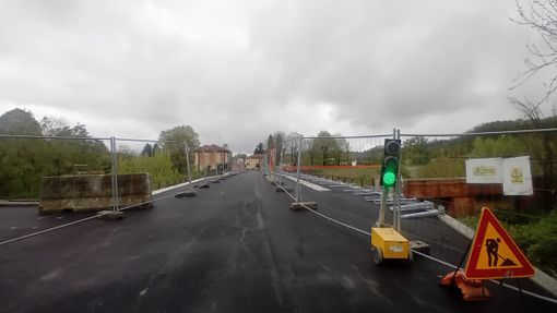 Castelnuovo Belbo, riapre il ponte: torna la normalità per cittadini e pendolari