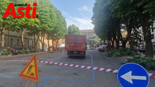 Lavori in piazza Catena questa mattina