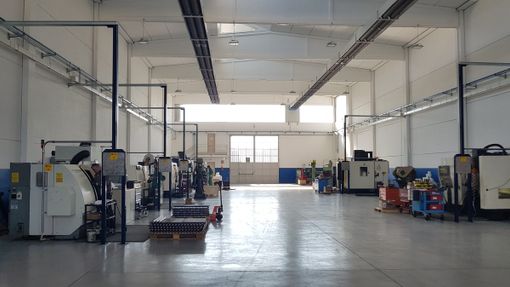 Inaugurato il nuovo reparto macchine utensili e taglio della Capello Inaugurato il nuovo reparto macchine utensili e taglio della Capello