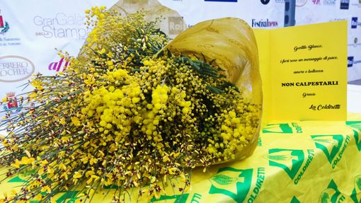 Il mazzo di fiori che è stato recapitato a Blanco
