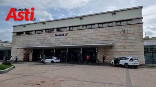 Disabile torinese in visita ad Asti lamenta il mancato funzionamento degli ascensori alla stazione