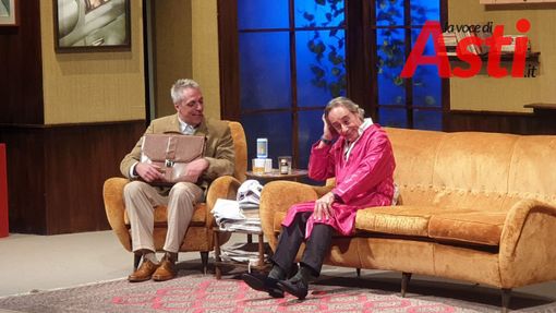 La prima assoluta della "Cena dei cretini" al Teatro Alfieri di Asti, diverte e coinvolge La prima assoluta della "Cena dei cretini" al Teatro Alfieri di Asti, diverte e coinvolge
