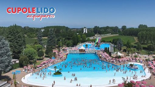 Cupole Lido beach: un parco acquatico di 100.000 mq
