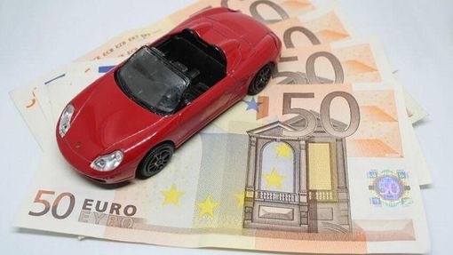 Cara auto, ma quanto mi costi!
