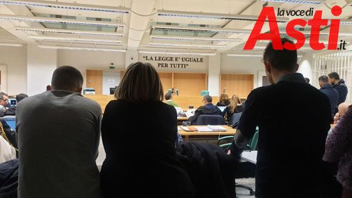 Ancora una volta i volontari del Coordinamento di Libera Asti all'udienza del processo Barbarossa Ancora una volta i volontari del Coordinamento di Libera Asti all'udienza del processo Barbarossa
