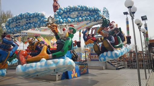 Luna Park e circhi in piazza questa mattina a Torino. "Bisogna dare respiro a più di 5000 famiglie" Luna Park e circhi in piazza questa mattina a Torino. "Bisogna dare respiro a più di 5000 famiglie"