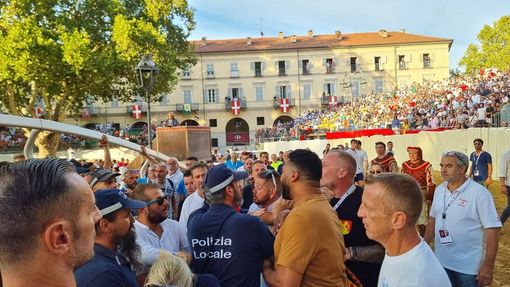 Le tensioni attorno ai soccorsi di Antonio Siri, oggetto dei provvedimenti del  Capitano del Palio