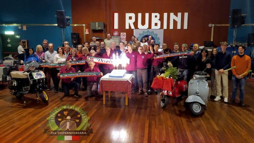 Il Club Vespisti Moderni di Asti celebra 25 anni di attività Il Club Vespisti Moderni di Asti celebra 25 anni di attività