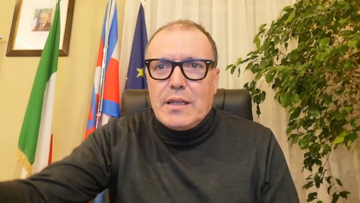 Anche a Costigliole da lunedì le scuole rimarranno chiuse. Il sindaco: "Prima di tutto viene la salute" Anche a Costigliole da lunedì le scuole rimarranno chiuse. Il sindaco: "Prima di tutto viene la salute"