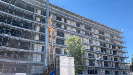 Proseguono i lavori alla Jona. 4 piani, un auditorium e pannelli solari, per una scuola &quot;del futuro&quot; (VIDEO)