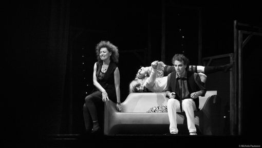 Sesso, amore, colferia e cucina nello spettacolo degli Agar "Basta un click" in scena a San Damiano Sesso, amore, colferia e cucina nello spettacolo degli Agar "Basta un click" in scena a San Damiano