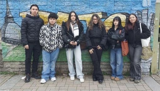 La Voce...delle scuole: studenti in campo: dalla Resistenza alla robotica, un febbraio di eccellenza e orientamento