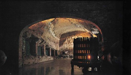 Cantine Gilardino - immagine dal profilo Facebook Canelli ipogea - censimento cantine storiche