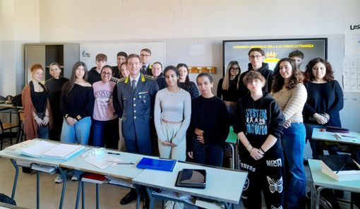 La voce... delle Scuole: percorso di educazione alla cittadinanza per gli studenti dell’Istituto professionale Sella di Asti