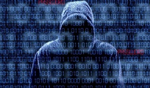 Attenzione: se vi chiama un presunto operatore della polizia, per un attacco hacker al conto, è una truffa Attenzione: se vi chiama un presunto operatore della polizia, per un attacco hacker al conto, è una truffa