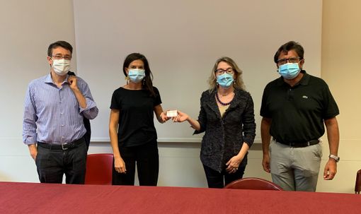 Nell’immagine del tavolo di lavoro, da sinistra: Giovanni Messori Ioli, Commissario ASL AT; Chiara Ercole, amministratore delegato Saclà; Laura Martincich, direttore struttura di Radiodiagnostica; Alessandro Bianchi, direttore struttura di Anestesia e Rianimazione Nell’immagine del tavolo di lavoro, da sinistra: Giovanni Messori Ioli, Commissario ASL AT; Chiara Ercole, amministratore delegato Saclà; Laura Martincich, direttore struttura di Radiodiagnostica; Alessandro Bianchi, direttore struttura di Anestesia e Rianimazione