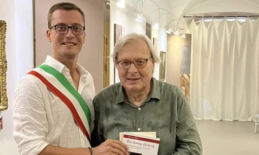 Visita del critico d'arte Vittorio Sgarbi al Museo Civico di Moncalvo [FOTO]